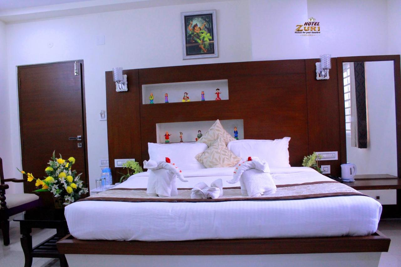 Hotel Zuri Guntūr Esterno foto