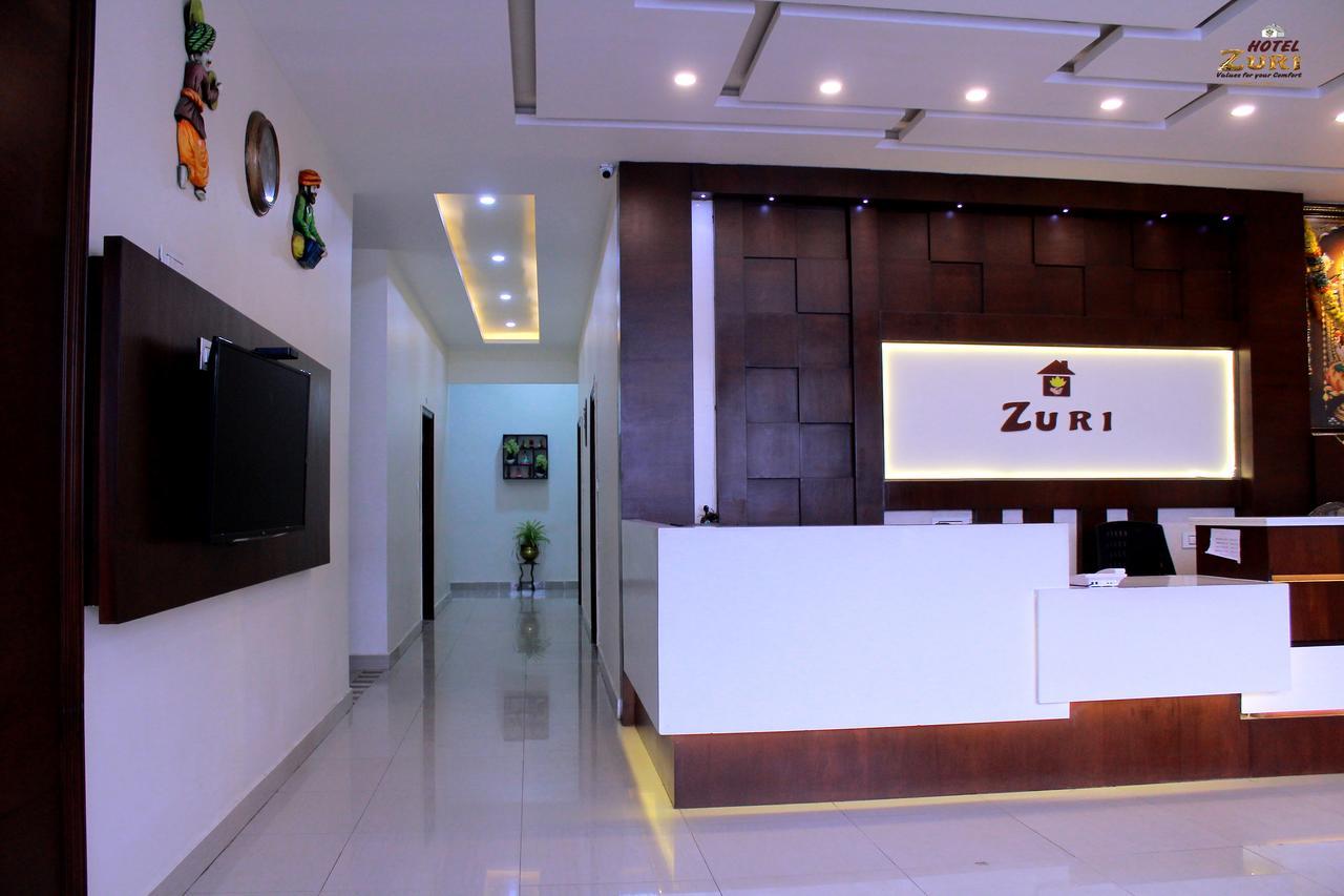 Hotel Zuri Guntūr Esterno foto